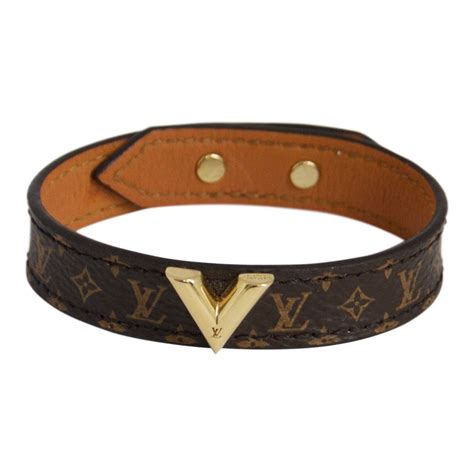 armband louis vuitton v|louis vuitton essential bracelet.